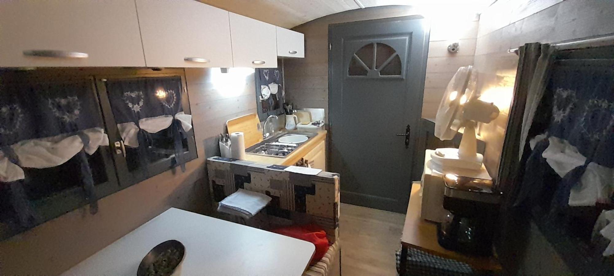 Location Type Gite, Chambre D'Hote, Meuble De Tourisme Dans Joli Petit Chalet Typique Et Ou Jolie Roulotte Type Boheme Waldighoffen Εξωτερικό φωτογραφία