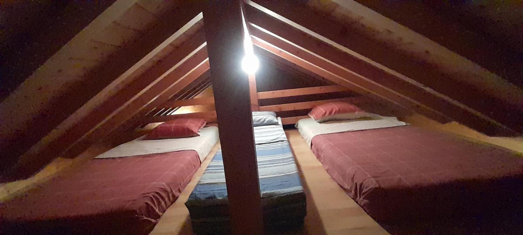 Location Type Gite, Chambre D'Hote, Meuble De Tourisme Dans Joli Petit Chalet Typique Et Ou Jolie Roulotte Type Boheme Waldighoffen Εξωτερικό φωτογραφία