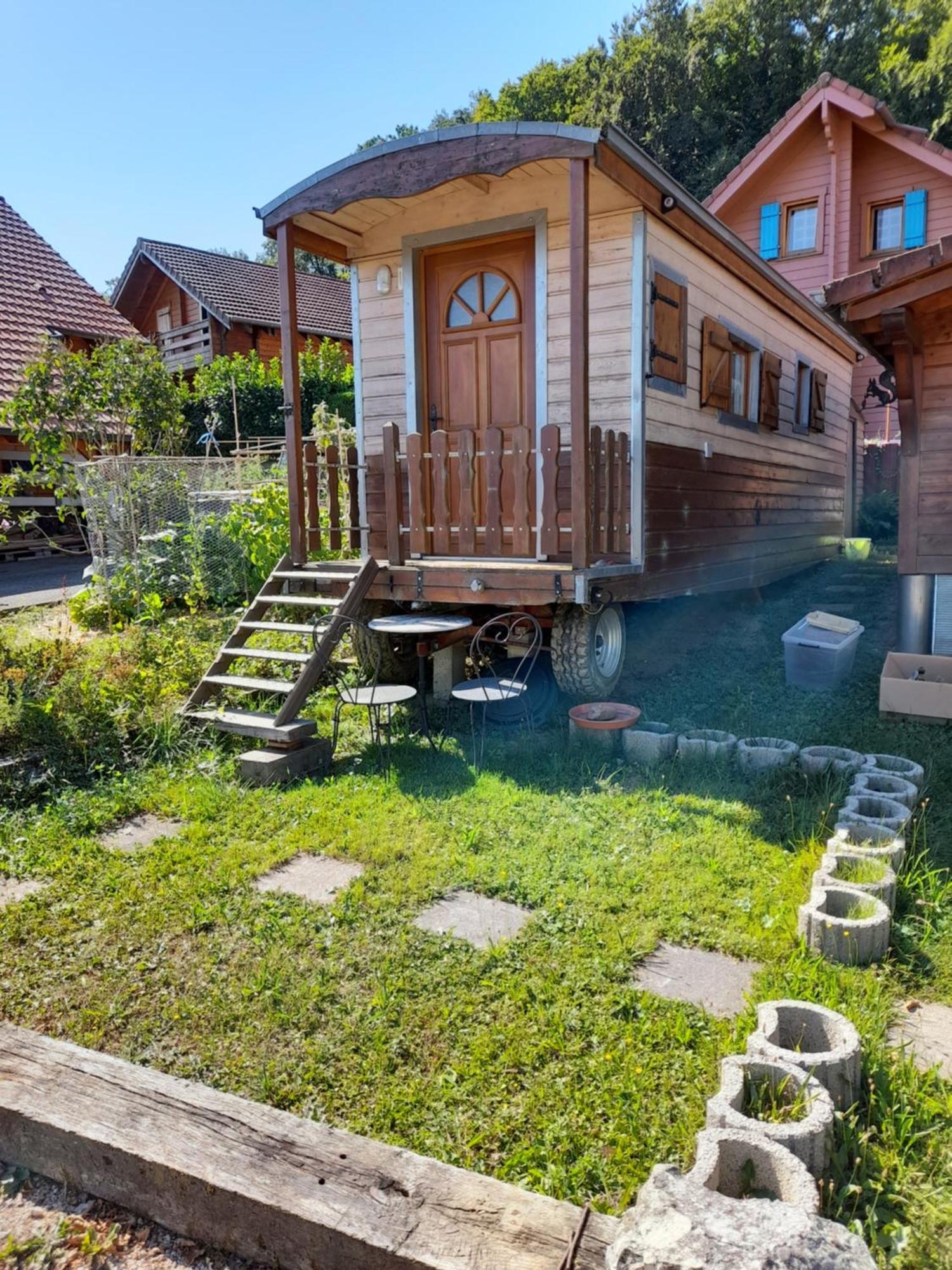 Location Type Gite, Chambre D'Hote, Meuble De Tourisme Dans Joli Petit Chalet Typique Et Ou Jolie Roulotte Type Boheme Waldighoffen Εξωτερικό φωτογραφία