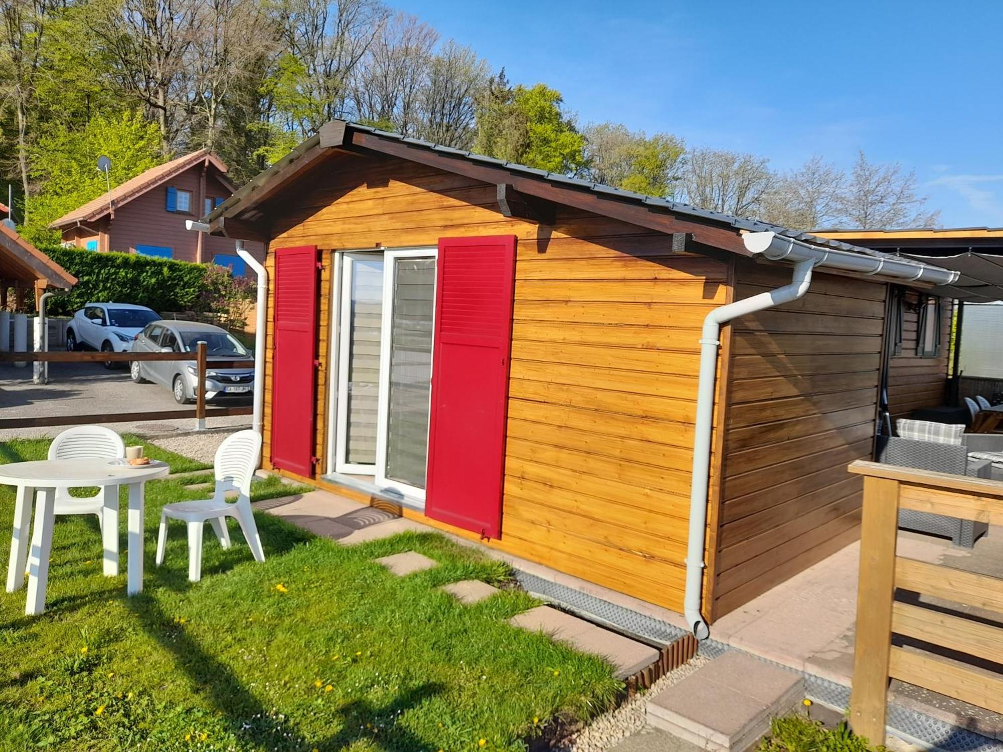 Location Type Gite, Chambre D'Hote, Meuble De Tourisme Dans Joli Petit Chalet Typique Et Ou Jolie Roulotte Type Boheme Waldighoffen Εξωτερικό φωτογραφία