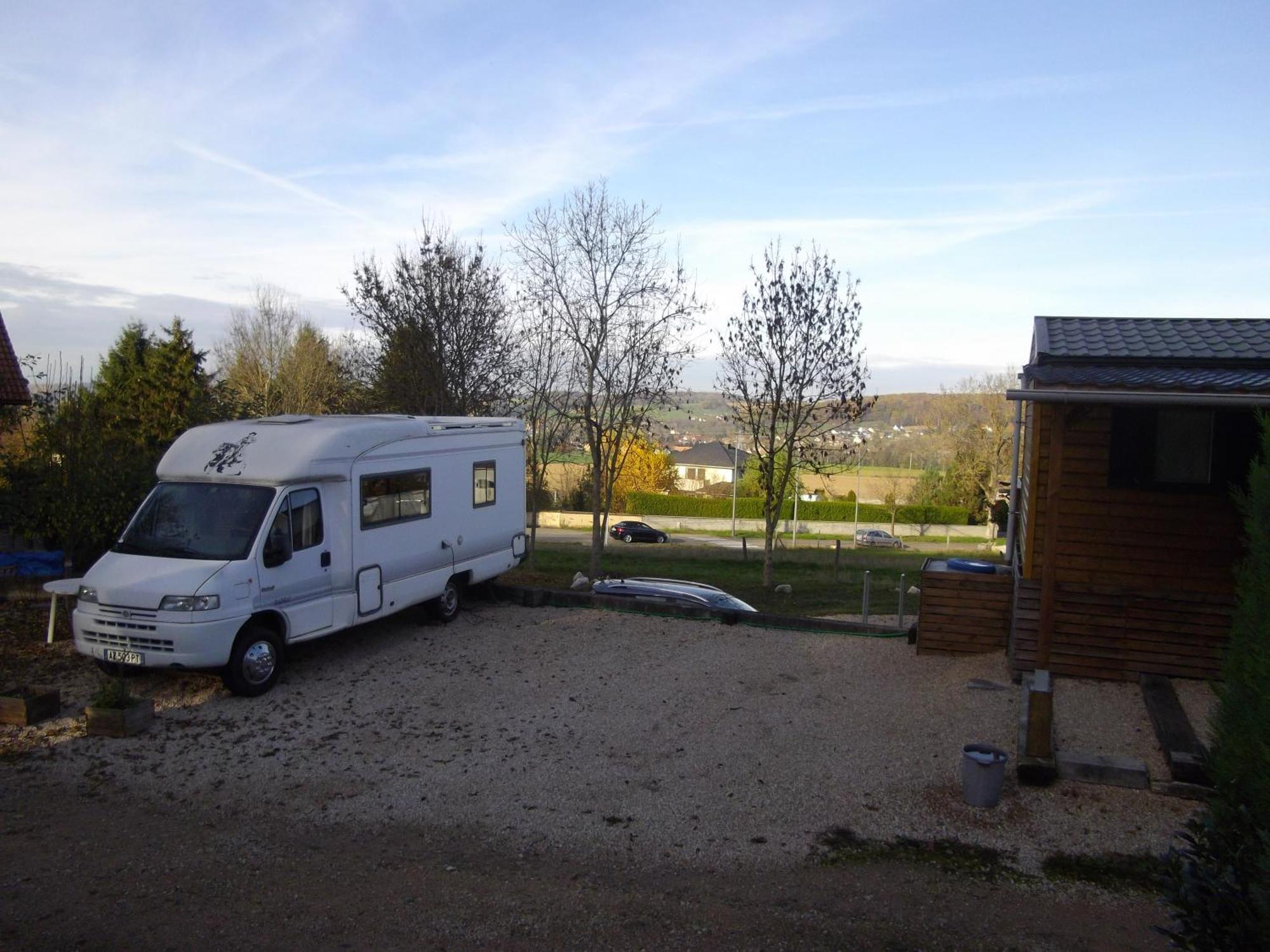 Location Type Gite, Chambre D'Hote, Meuble De Tourisme Dans Joli Petit Chalet Typique Et Ou Jolie Roulotte Type Boheme Waldighoffen Εξωτερικό φωτογραφία